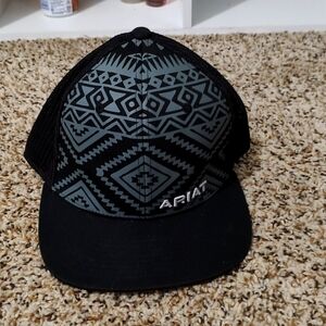 ariat black and white aztec hat